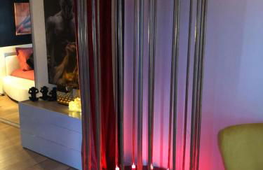 L'indécente - Love Room Studios - Photo 8