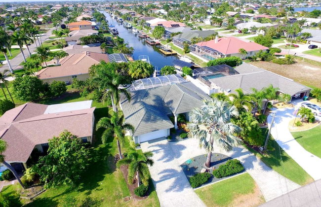 SW Cape Coral Vacation Home - Photo 28