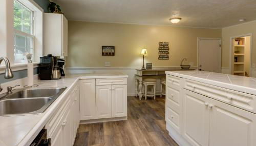 Dock and Screened Porch Lake of the Ozarks Getaway! - Foto 5