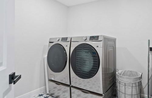 South Tampa- VIP- Concierge- Backyard Oasis- Pool- Hammock- Golf- Fire- Pit- Games- Pool Table - Foto 29