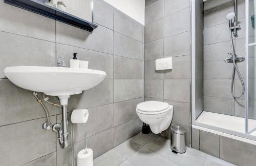 2 Zimmer Apartments,4 Betten,zentral am Sbahnhof Köpenick,vollmöbliert - Foto 13