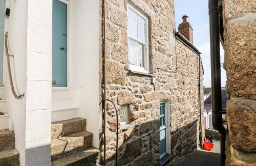 Mole Cottage - Photo 2