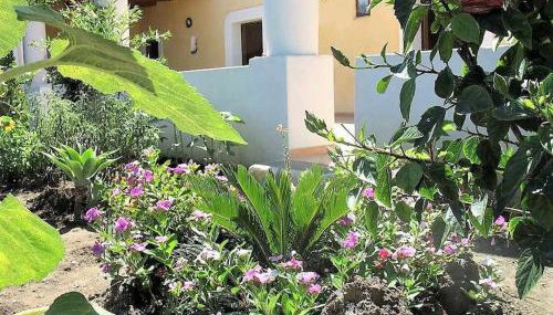 Casa Il Girasole, panoramica e a pochi passi dal centro di Malfa - Foto 2