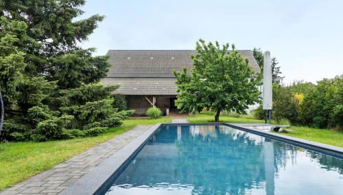 Vierseitenhof mit Pool - Foto 2