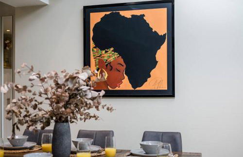 Pass The Keys Picture Perfect Haven in Didsbury Village - Free Parking & EV Station - Photo 20