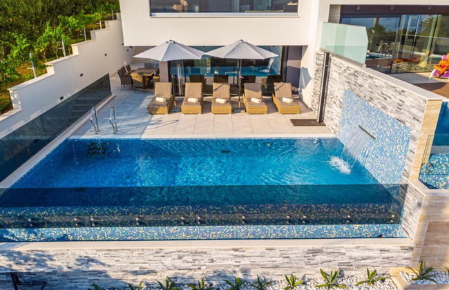 Lorena Stylish Sea View Villa - Foto 1