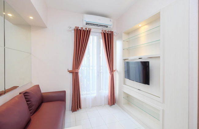 Comfort 2BR at 15th Floor Podomoro Golf View Apartment - Foto 15