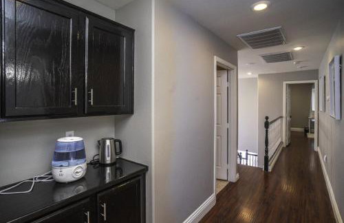 Viva Vegas Cozy 3BR Home Minutes from the Strip - Photo 34