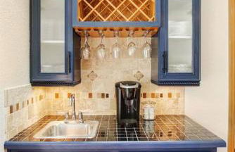 Family Friendly Pool Paradise Retreat Near Beaches - Foto 8