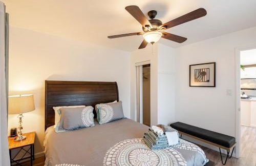 Charming Sonoma Cottage 2BD and 2BA Close to Plaza - Foto 51