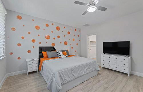 Sporty Spot - Hot Tub - Walk to AT&T Stadium - Foto 70