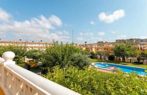 Pretty Bungalow With Private Garden - Foto 9