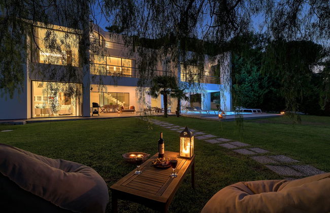 Ixian Hilltop Villa - Photo 42