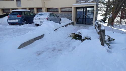 Studio MARMOTTE FONT-ROMEU 4 personnes avec balcon Résidence VAL SOLEIL entièrement rénové en juin 2021 place de PARKING & WIFI gratuit , draps & serviettes de toilettes non inclus, sabanas y toallas no incluidos - Foto 2