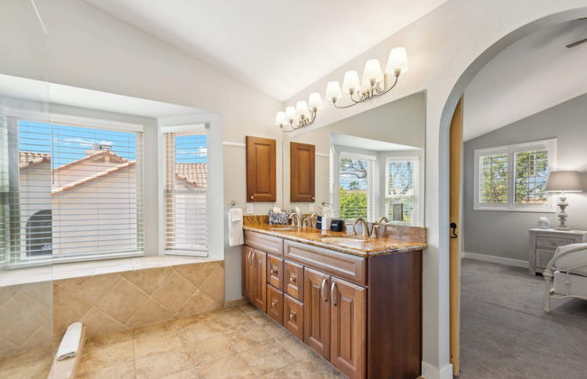 Red Mountain Retreat 5 BDR w/ Heated Pool! - Foto 27