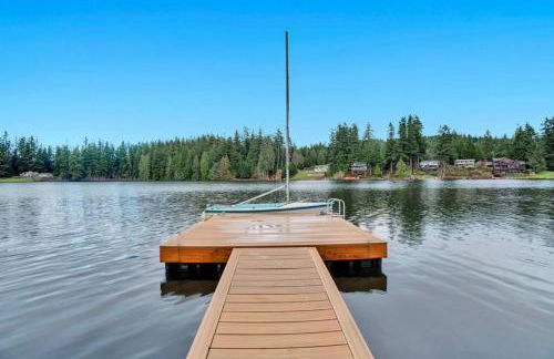 Lakefront Escape with Fire Pit and Views - Foto 26