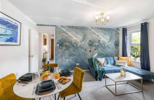 Stylish 1-Bed Luxury Retreat - Photo 21