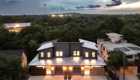 Full Duplex ATX Modern Creekside Retreat 2 Pools - Foto 2