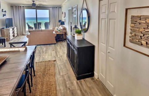 Barefoot Bliss - beachfront condo - sleeps 12 - Foto 71