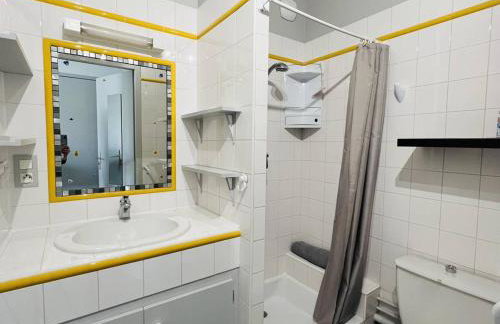 T1 avec balcon à Cambo-les-Bains, parking inclus, 2 couchages - FR-1-495-16 - Foto 9