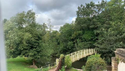 Lovely riverside cottage, Weybridge, Surrey - Foto 5