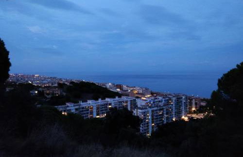 Bonavista Studio with a Balcony - Calella - Photo 34