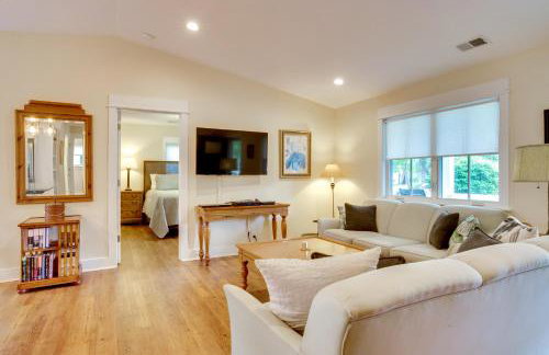 Home in Beaufort Historic District with Private Yard - Foto 6