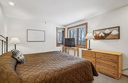 Highridge B20 Spectacular Top Floor Two Bedroom with Loft Condo with Scenic Views and Sports Center - Foto 39