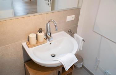 COZY&RELAX APARTMENT-Balkon Küche Parkplatz WIFI Netflix - Foto 12