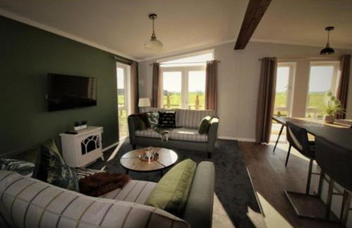 Puddledock - luxury lodge - Romney Marsh, Kent - Photo 6
