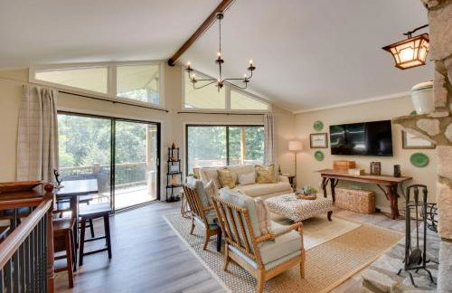 Stunning Dillard Home with Yard in Sky Valley! - Foto 4