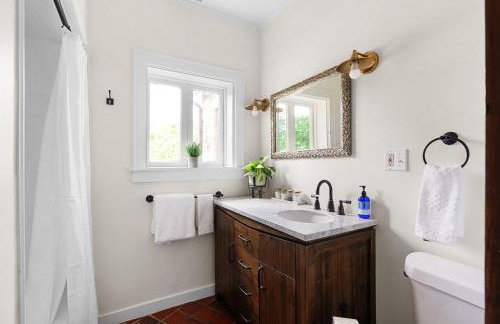 Cole Springs Historic Cottage - Foto 15