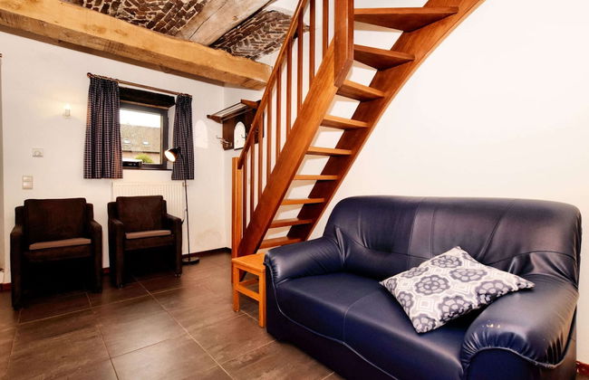 Lovely Holiday Home in Richelle With Barbecue - Photo 7