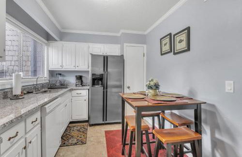 Centrally Located 4BR Stonecrest Condo condo - Foto 9