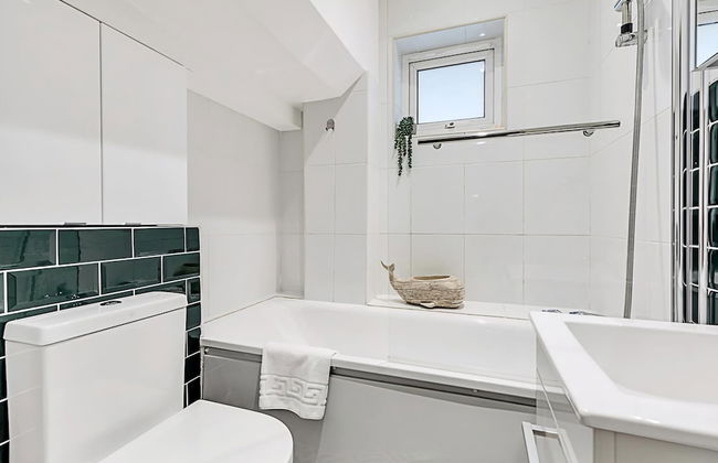 Modern Comfort Two Bedroom Gem on the Rye - Foto 33