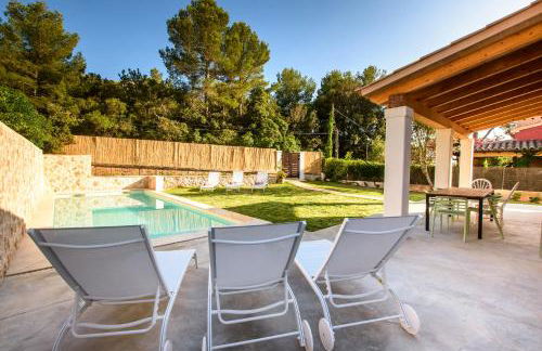 Villa with pool near the beach in Cala San Vicente by Renthousing - Photo 5