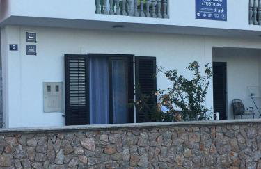 Apartmani Tustica - Foto 1