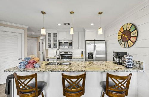 Oceanview Two Balconies Heated Pool Walk to beach - Foto 13