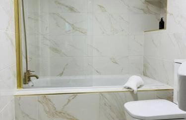 Chelston Grange Torquay Near the Beach with Private Garden & Parking - Foto 10