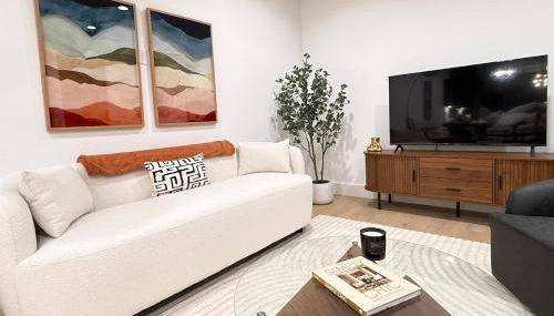 Architectural East Austin Home with Pool & Casita - Foto 1