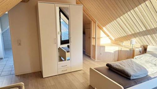 House in Bergisch Gladbach - Foto 2, wardrobe