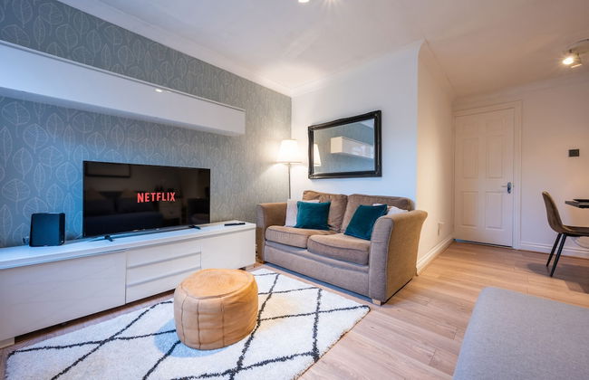 Llansannor Drive by Tŷ SA - Free Parking - Photo 16