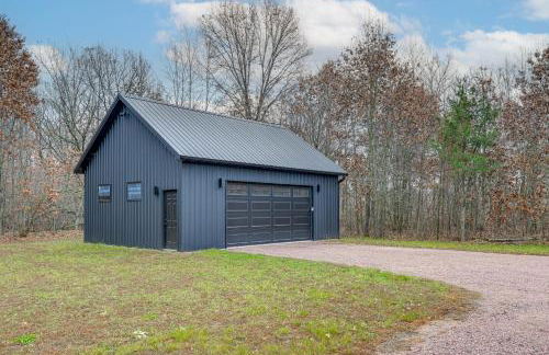 Walk to Lake! Modern Wisconsin Home with Patio - Foto 31