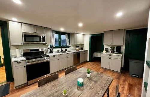 2 Bed Berkshire Getaway minutes to Jiminy Peak Ski - Foto 2