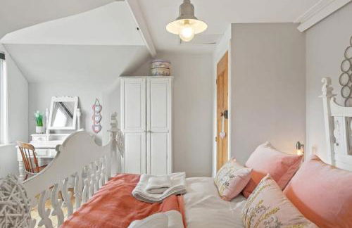 Cosy Home on the Waterfront Private Parking - Foto 5