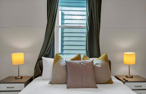 Victorian Shotgun 10 min to FQ Jazz Fest Ready - Foto 14