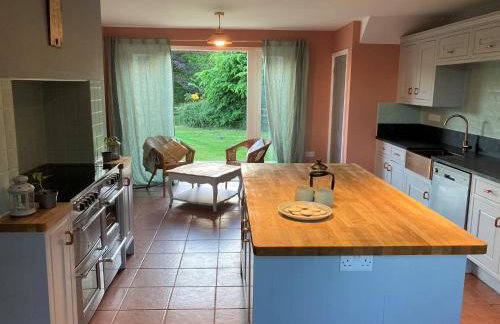 Large House On Farm With Own Heated Pool, As Seen On BBC TV - Photo 9