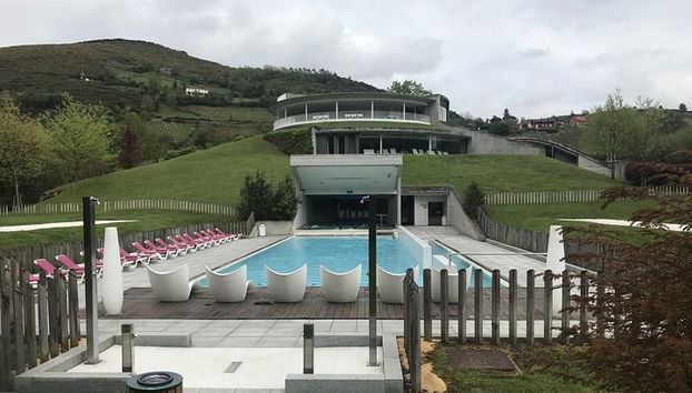 Hiking, eating and relaxing in an 18th century Spa near Oviedo - Photo 2, Our Spa!