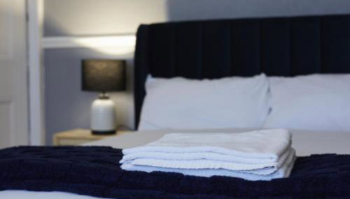 Hayy Contractor House 5 Bedroom Huddersfield Sleeps 18 - Foto 2