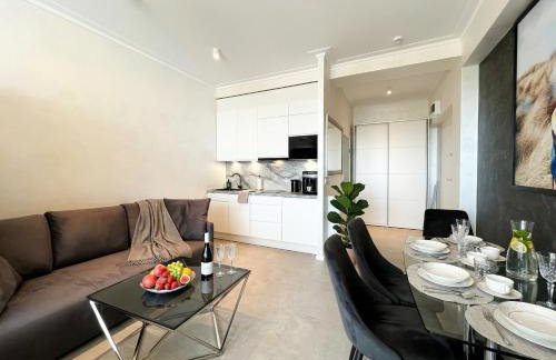 Royal Suite, 50 meters to Beach, 10th Floor, Panoramic View, Parking, Porta Mare Active & Spa - Foto 11